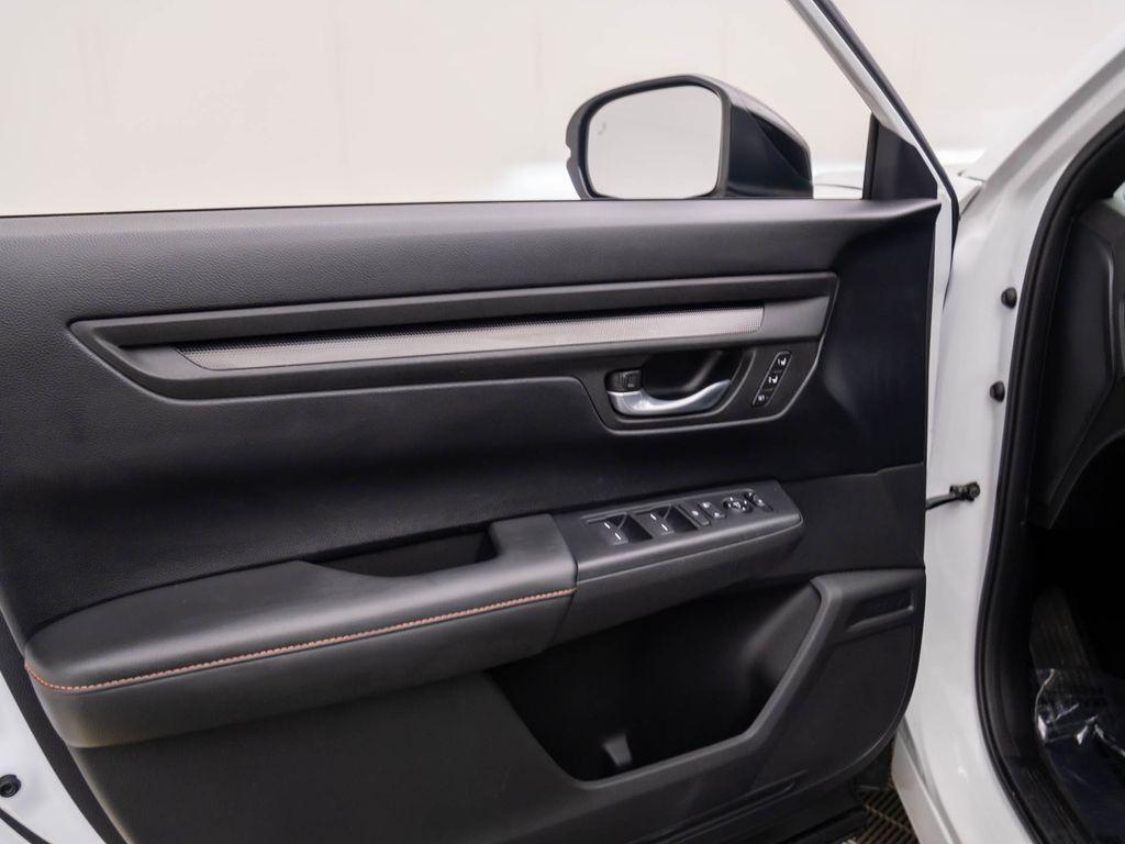 used 2024 Honda CR-V Hybrid car, priced at $35,501