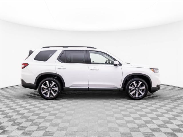 new 2025 Honda Pilot car, priced at $51,505