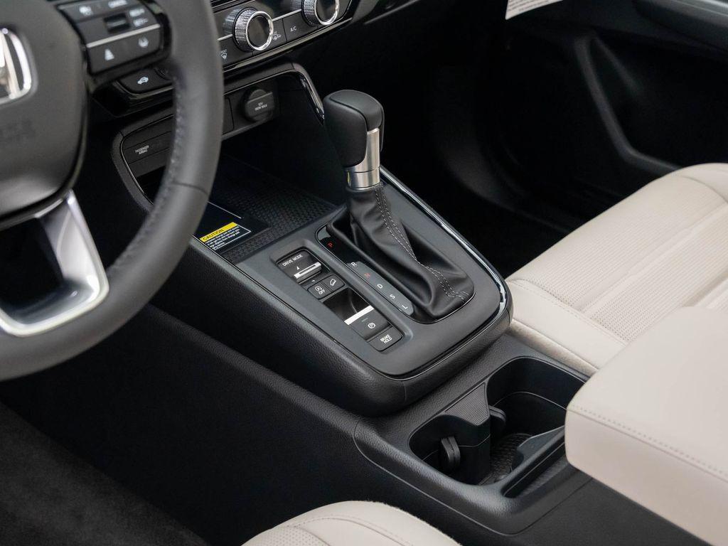 used 2025 Honda CR-V car, priced at $36,001