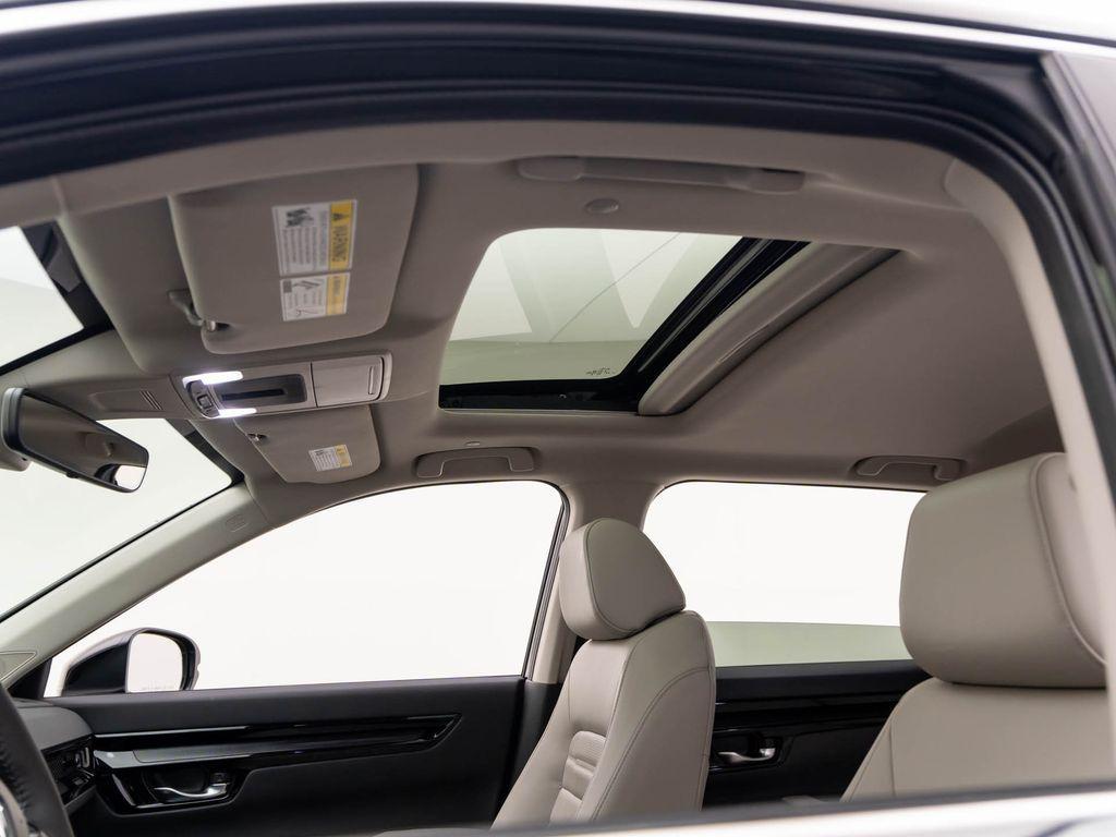 used 2025 Honda CR-V car, priced at $36,001