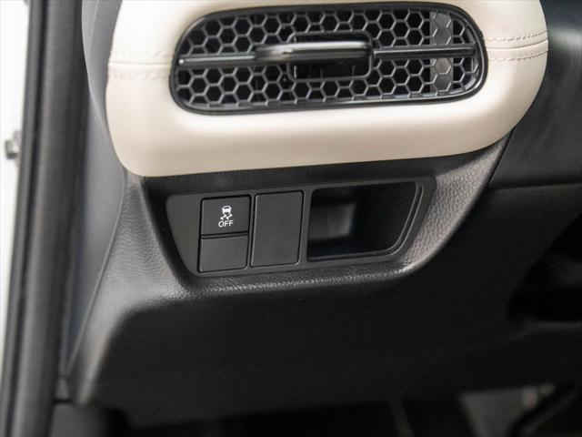 new 2025 Honda HR-V car, priced at $28,032
