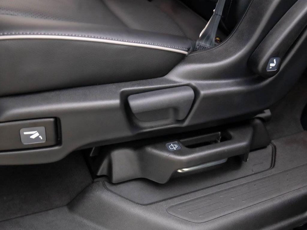 used 2024 Honda Odyssey car, priced at $45,395
