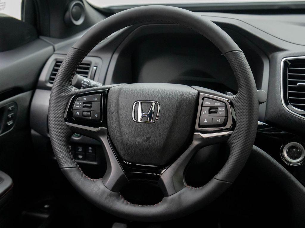 used 2025 Honda Ridgeline car, priced at $42,325