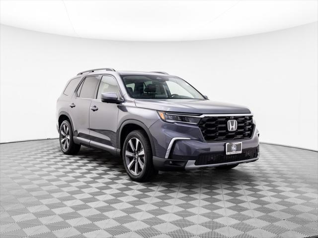 new 2025 Honda Pilot car, priced at $54,475