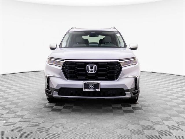 new 2025 Honda Pilot car, priced at $51,927