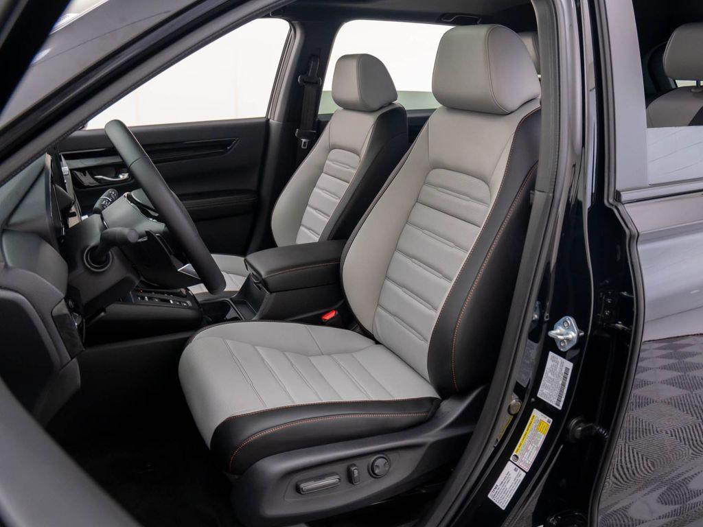 new 2026 Honda CR-V Hybrid car, priced at $40,958
