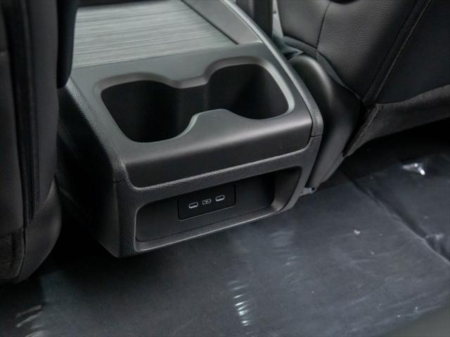 new 2025 Honda Odyssey car, priced at $45,498