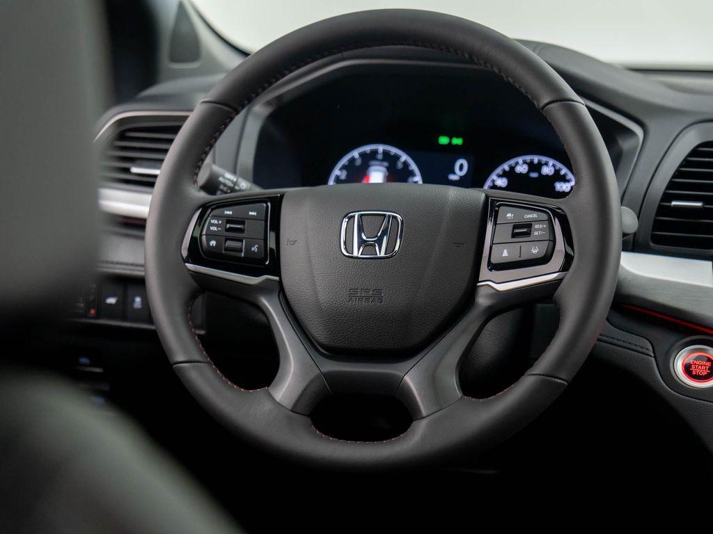 new 2026 Honda Odyssey car, priced at $45,845