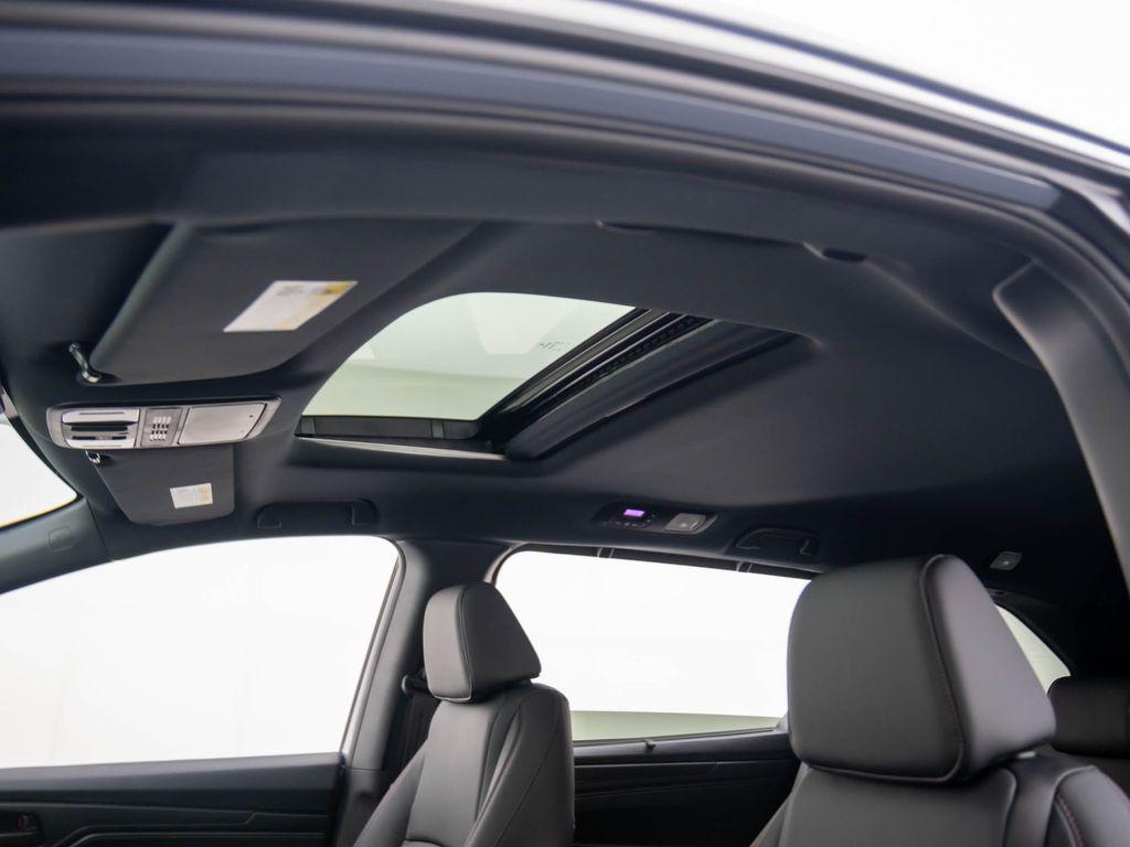 new 2026 Honda Odyssey car, priced at $45,845