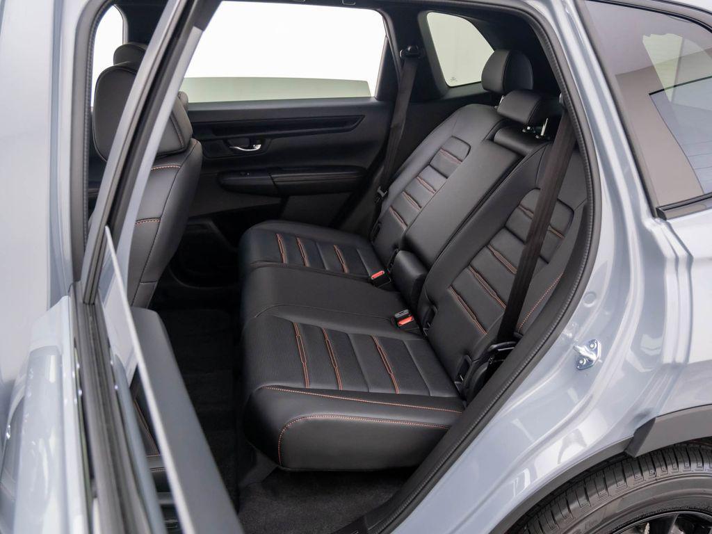 new 2026 Honda CR-V Hybrid car, priced at $40,015