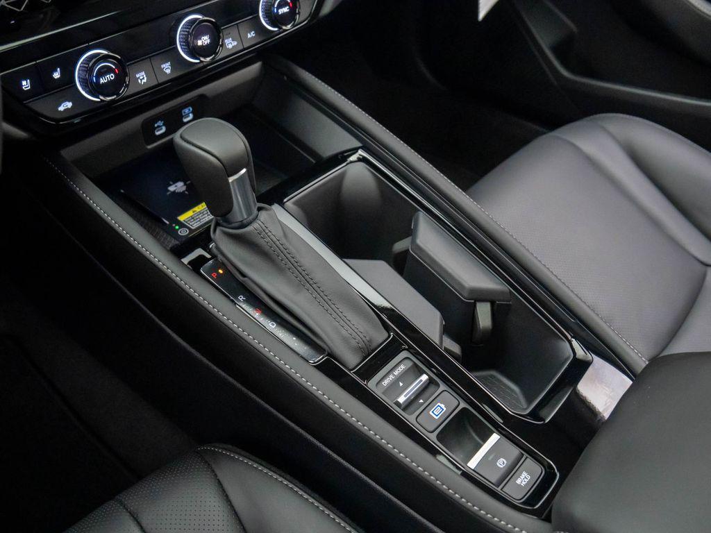 new 2025 Honda Accord Hybrid car, priced at $38,053