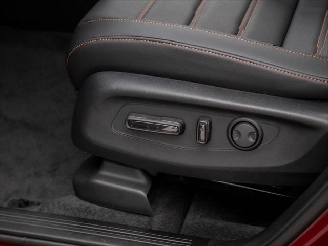 new 2026 Honda CR-V Hybrid car, priced at $40,389