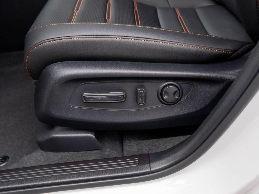 new 2026 Honda CR-V Hybrid car, priced at $40,015
