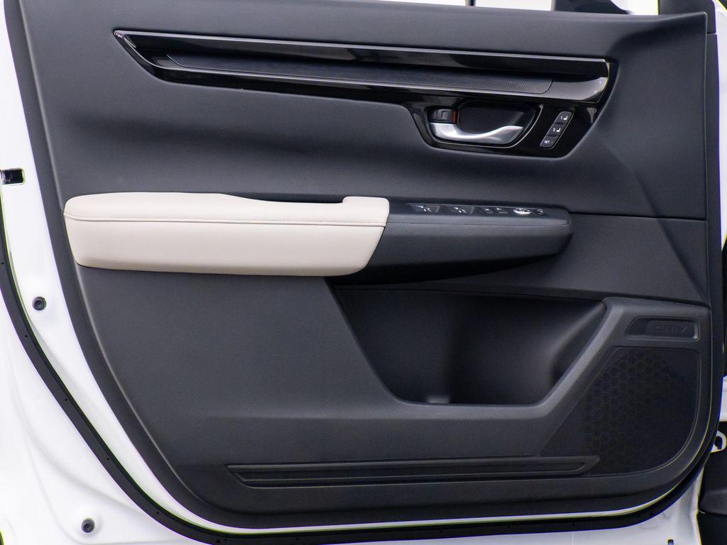 used 2023 Honda CR-V car, priced at $32,095