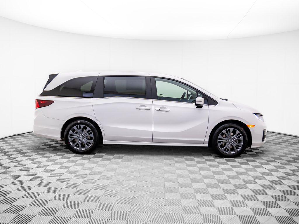new 2026 Honda Odyssey car, priced at $49,445