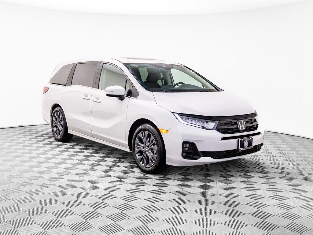 new 2026 Honda Odyssey car, priced at $49,445