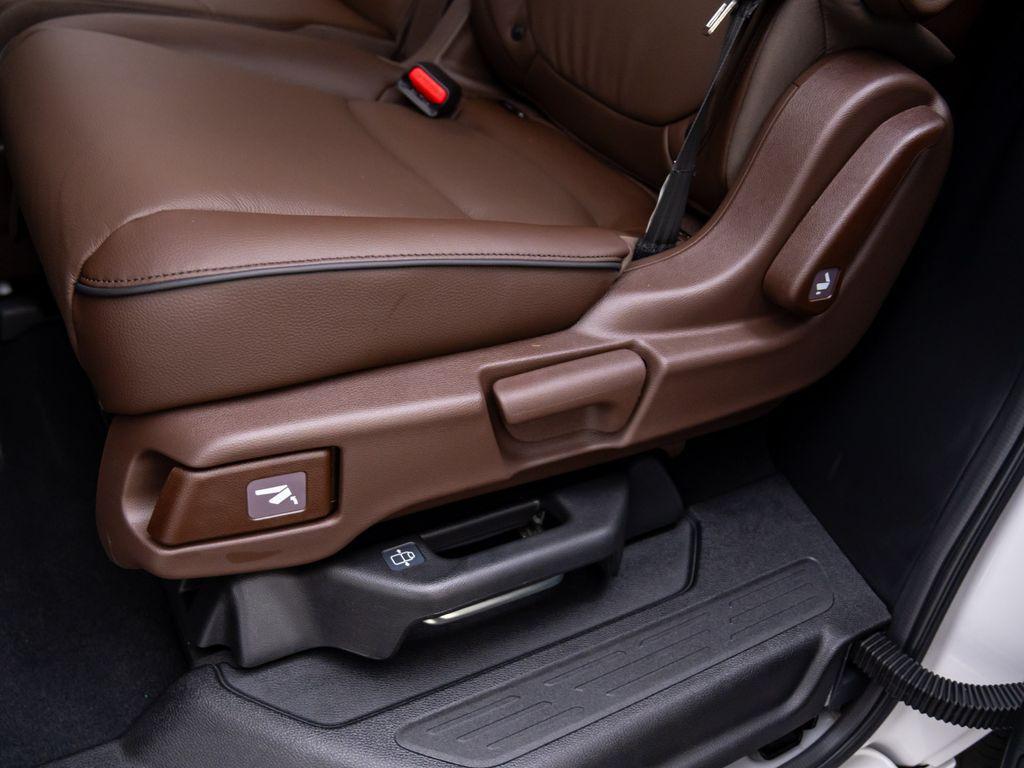 new 2026 Honda Odyssey car, priced at $49,445