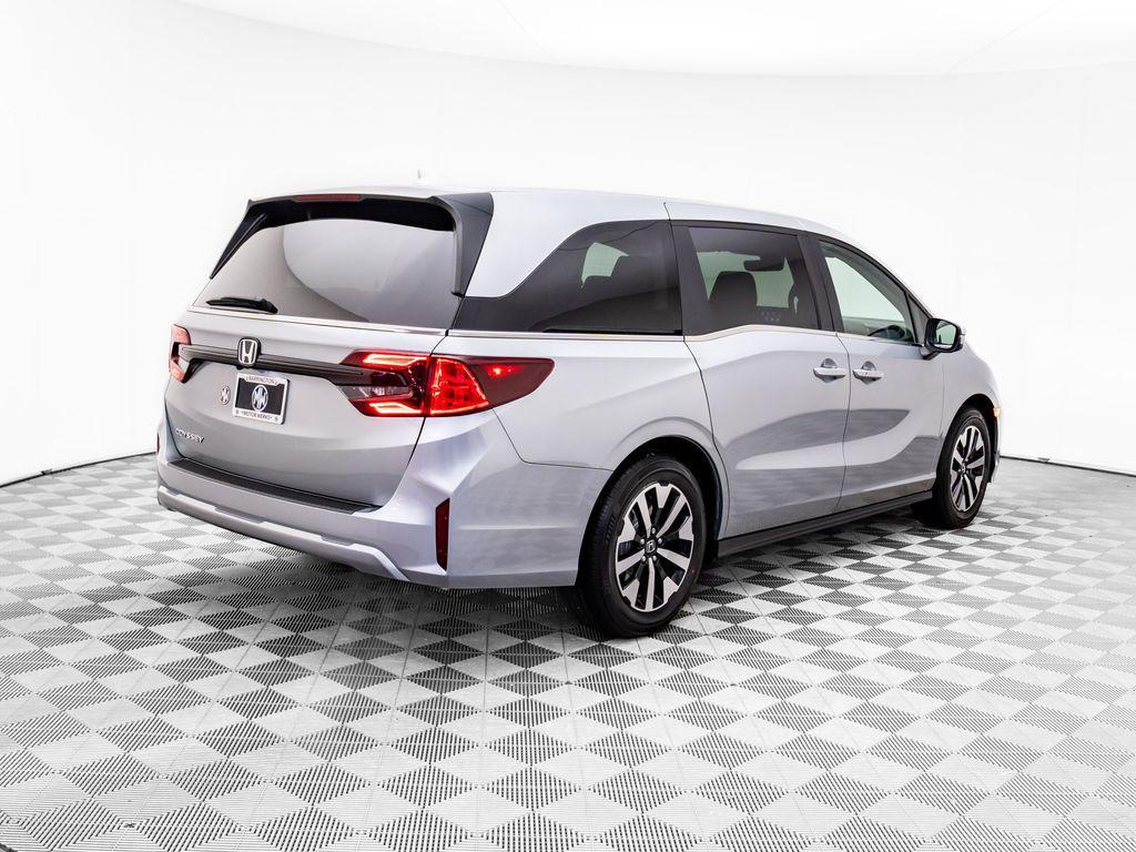 new 2026 Honda Odyssey car, priced at $44,290