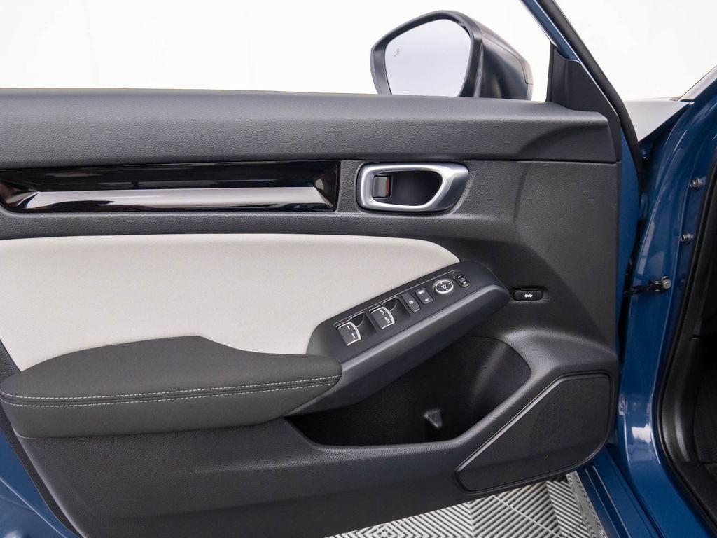 new 2026 Honda Civic Hybrid car, priced at $29,547