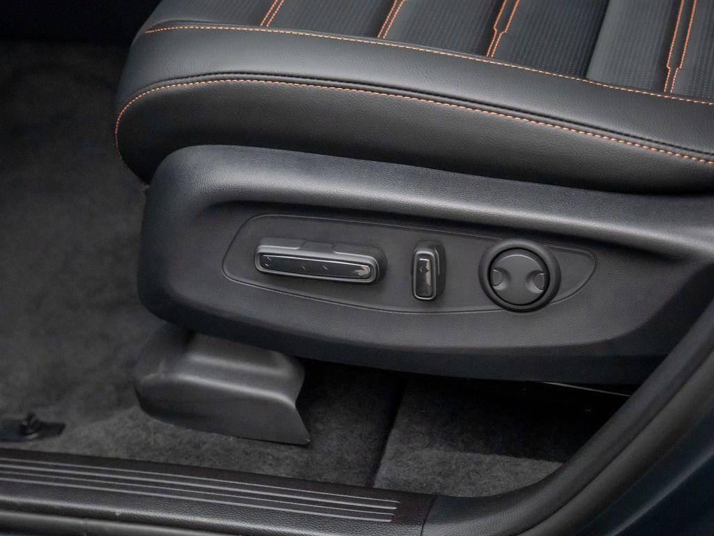 new 2026 Honda CR-V Hybrid car, priced at $41,675