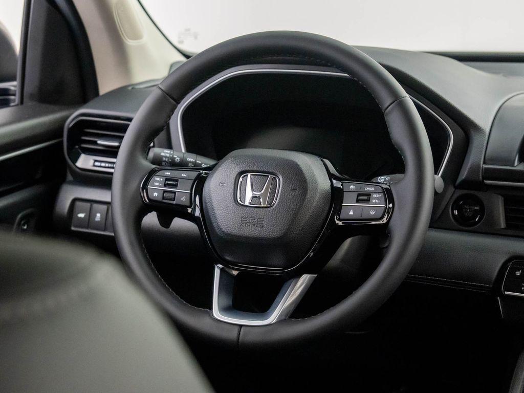 new 2025 Honda Pilot car, priced at $44,268
