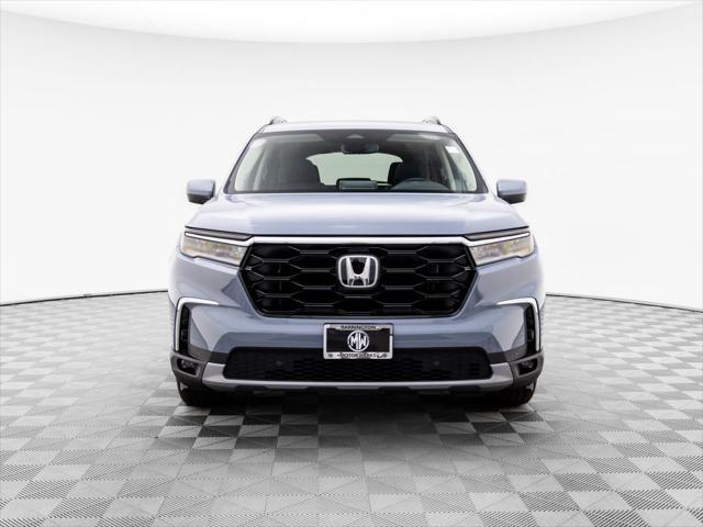 new 2025 Honda Pilot car, priced at $49,103