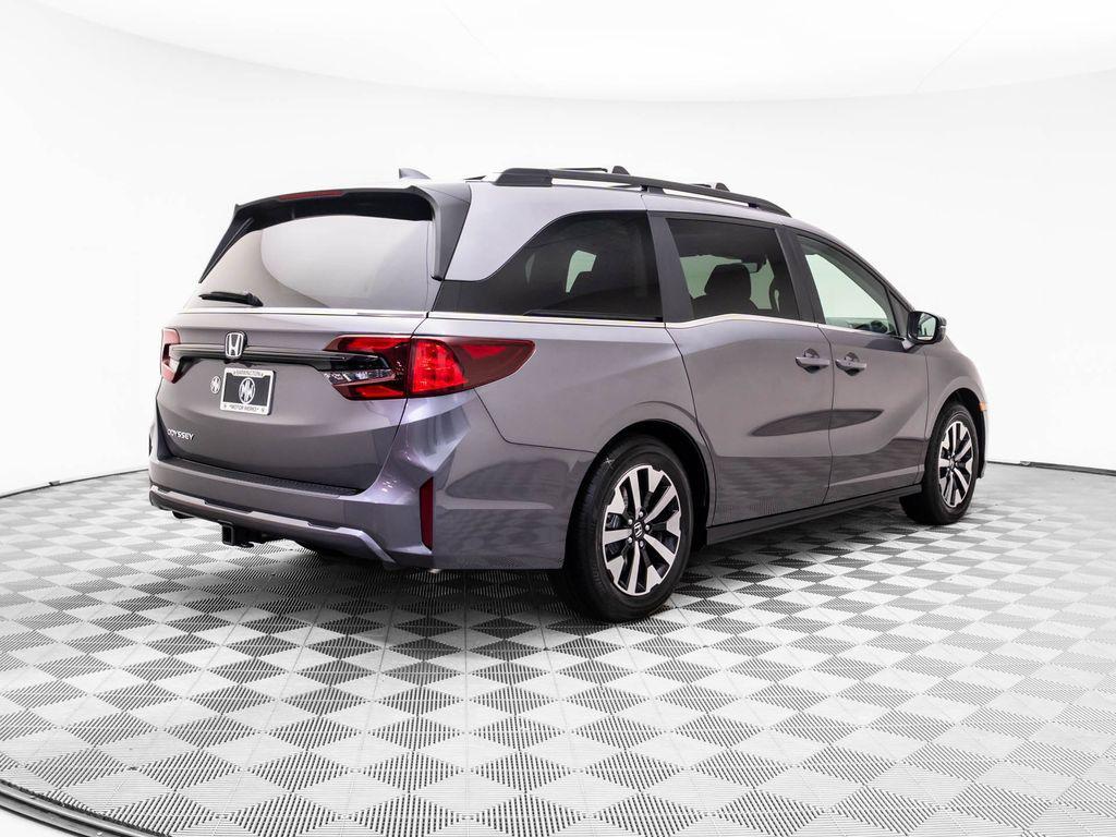 new 2026 Honda Odyssey car, priced at $45,685