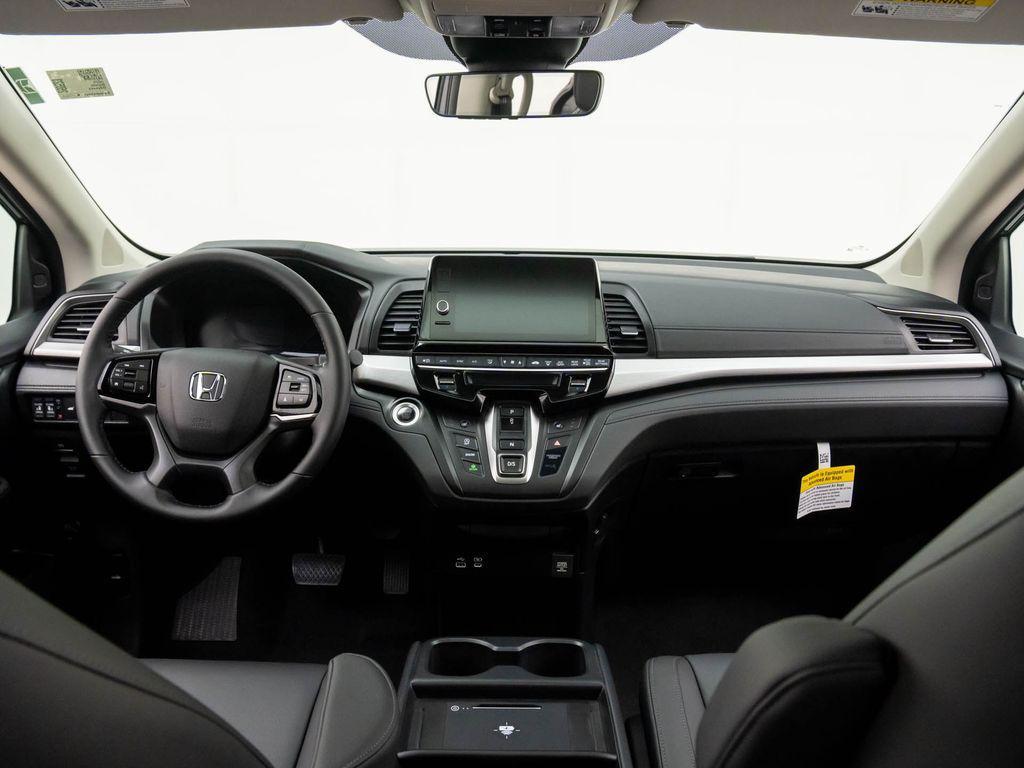 new 2026 Honda Odyssey car, priced at $45,685