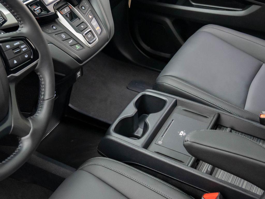 new 2026 Honda Odyssey car, priced at $45,685