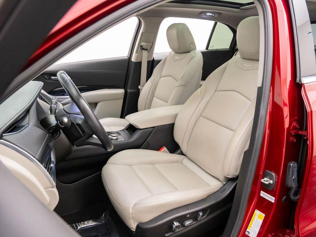 used 2021 Cadillac XT4 car, priced at $26,195