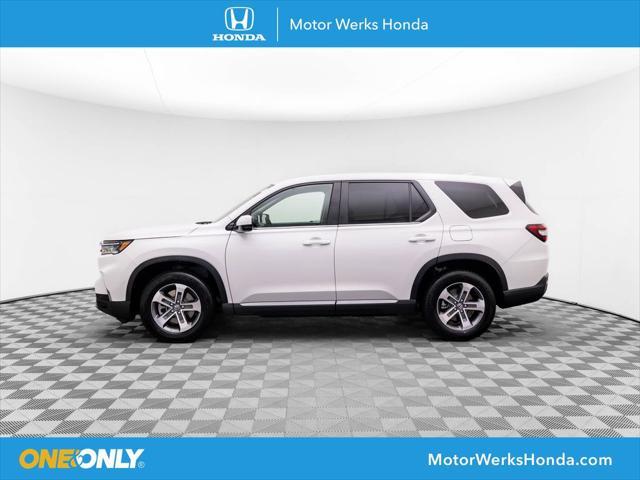 new 2025 Honda Pilot car, priced at $45,956