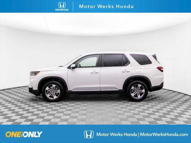 new 2025 Honda Pilot car, priced at $45,956