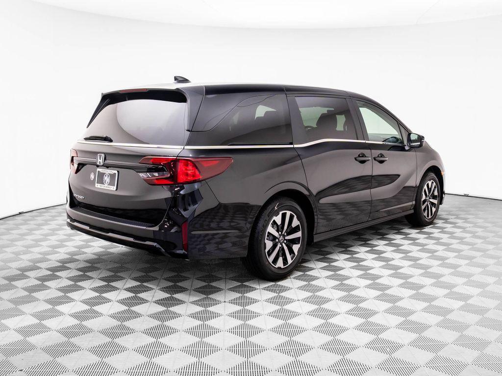 new 2026 Honda Odyssey car, priced at $44,290