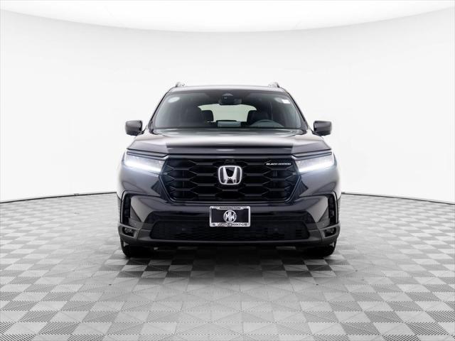 new 2025 Honda Pilot car, priced at $52,499