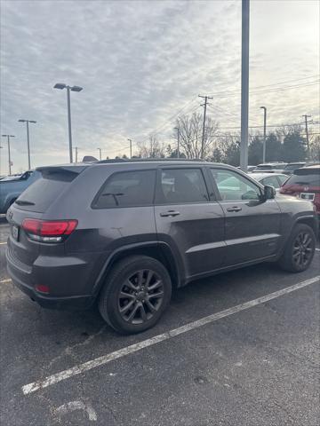 used 2016 Jeep Grand Cherokee car, priced at $17,501