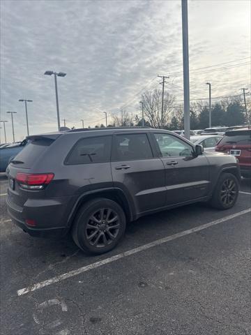 used 2016 Jeep Grand Cherokee car, priced at $17,501