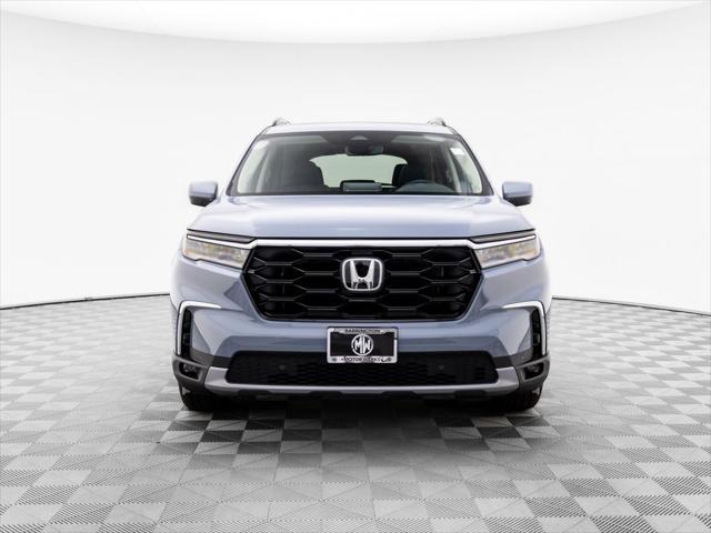 new 2025 Honda Pilot car, priced at $48,529