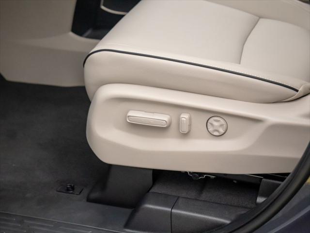 used 2025 Honda Odyssey car, priced at $47,495