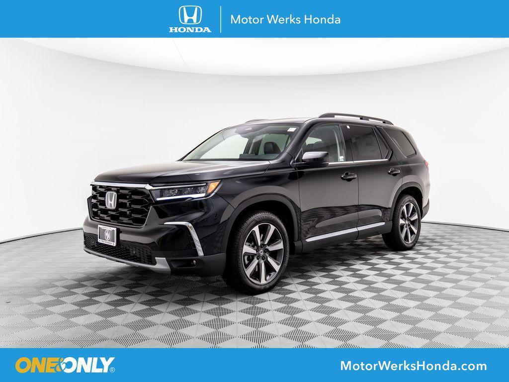 new 2025 Honda Pilot car, priced at $49,095