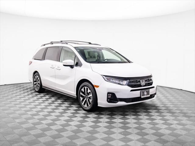 new 2025 Honda Odyssey car, priced at $44,003