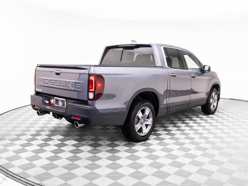 used 2025 Honda Ridgeline car, priced at $38,995
