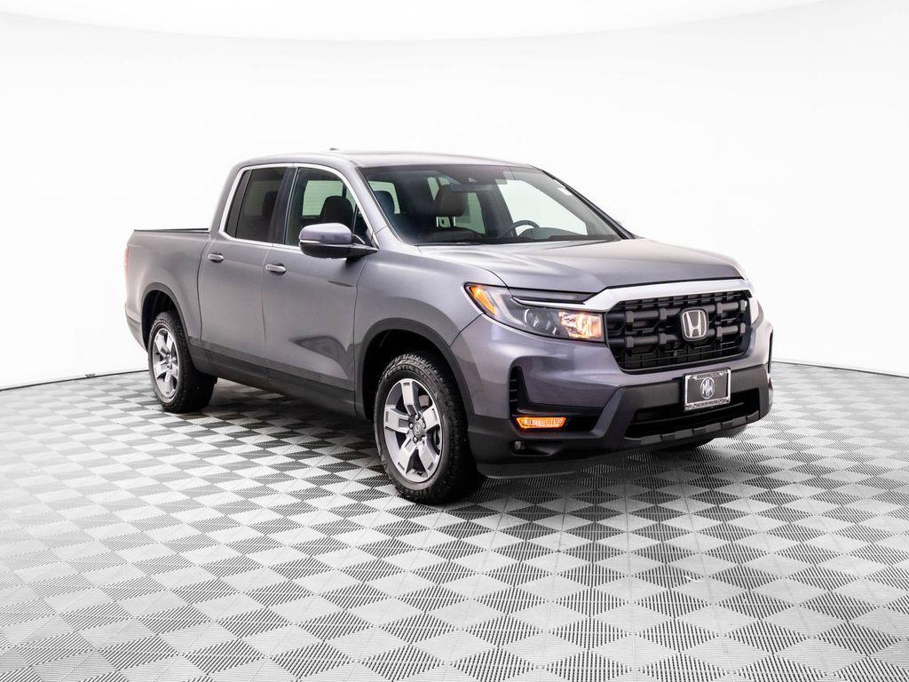 used 2025 Honda Ridgeline car, priced at $38,995