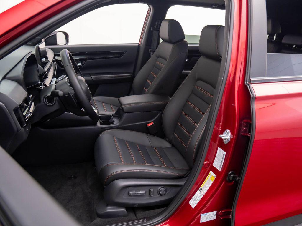 new 2026 Honda CR-V Hybrid car, priced at $44,155