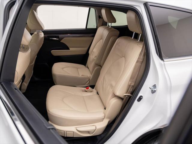 used 2023 Toyota Highlander car, priced at $43,595