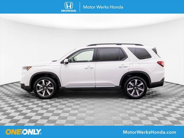 new 2025 Honda Pilot car, priced at $54,485
