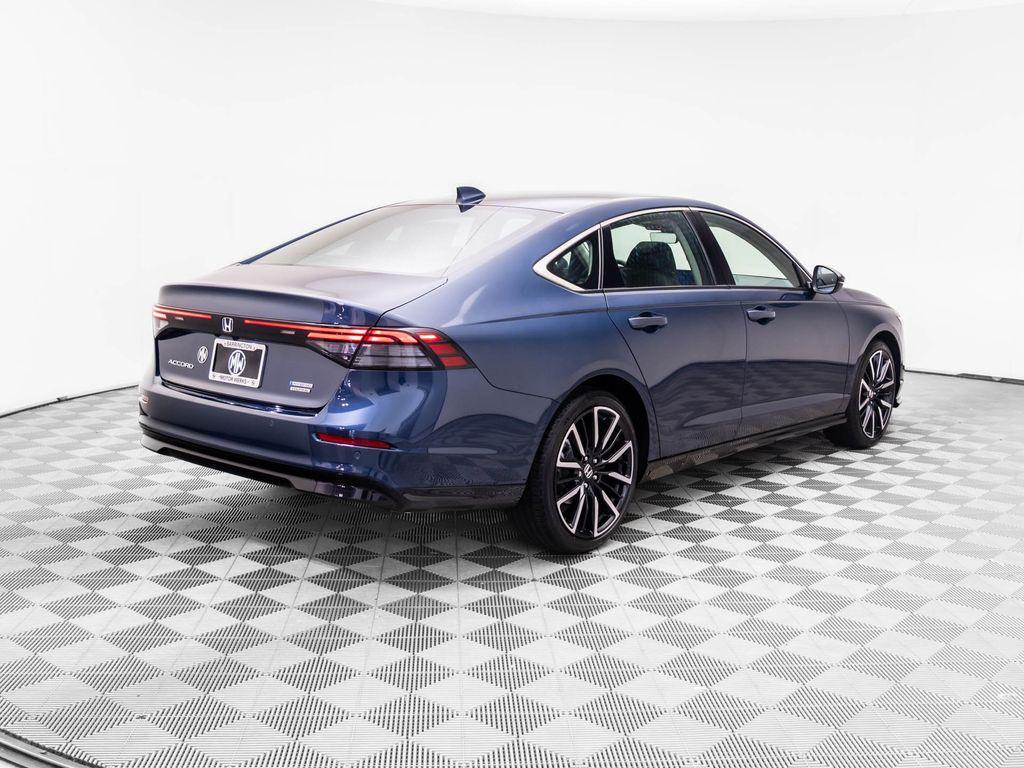 new 2025 Honda Accord Hybrid car, priced at $37,666
