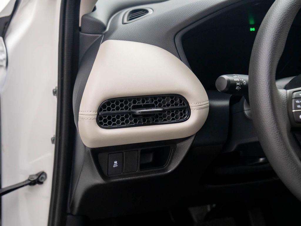 new 2026 Honda HR-V car, priced at $28,420