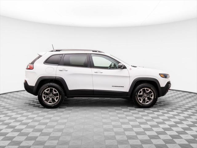 used 2019 Jeep Cherokee car, priced at $23,295