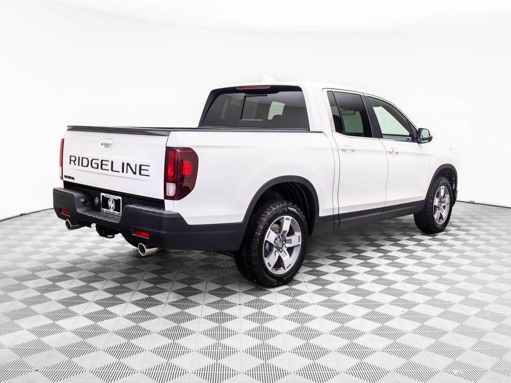 new 2025 Honda Ridgeline car, priced at $42,380
