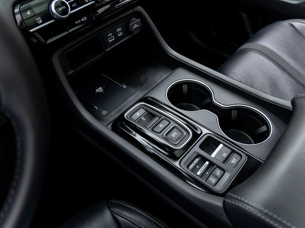 new 2025 Honda Pilot car, priced at $47,823